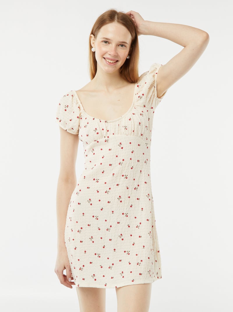 Vestido corto de tejido gofrado de manga corta BEIGE - Kiabi