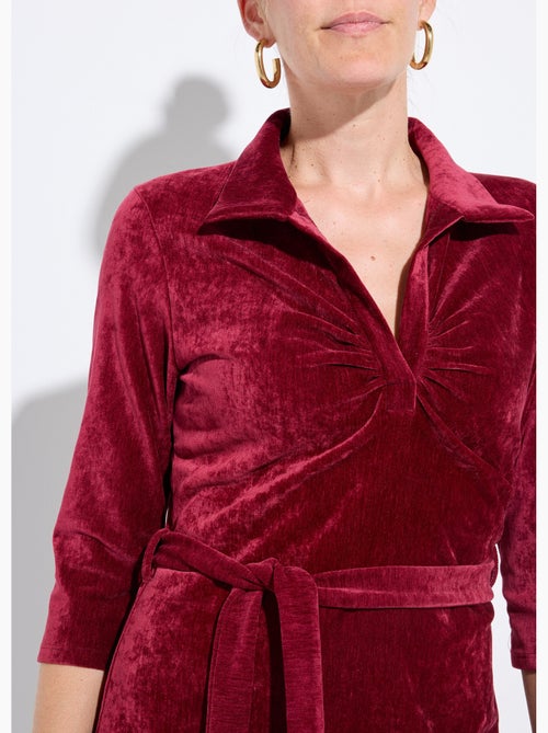 Vestido corto de terciopelo con escote en pico y cinturón - afibel - Kiabi