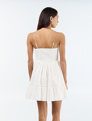 Vestido corto de tirantes