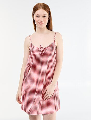 Vestido corto de tirantes finos ajustables