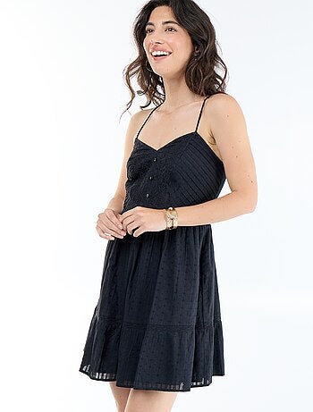 Vestido corto de tirantes