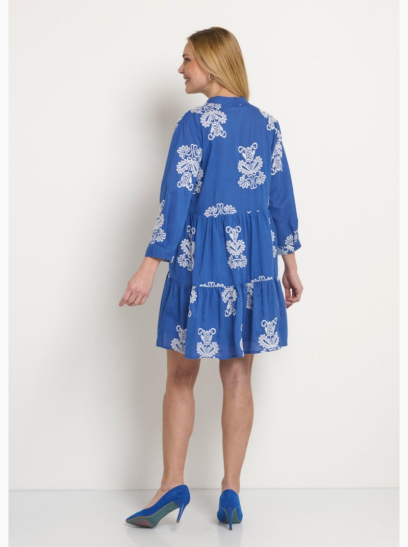 Vestido corto de volantes y bordado. - Afibel Azul - Kiabi