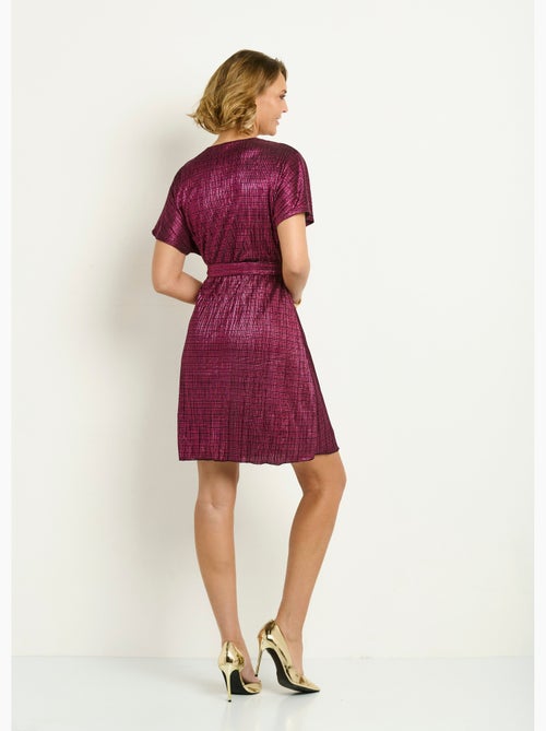 Vestido corto en forma de corazón con motivo metálico - AFIBEL - Kiabi