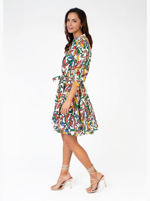 Vestido corto estampado de colores con cinturón - AFIBEL - Kiabi Vestido corto estampado de colores con cinturón - AFIBEL - Kiabi