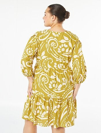 Vestido corto estampado de manga larga