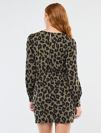 Vestido corto estampado leopardo efecto drapeado