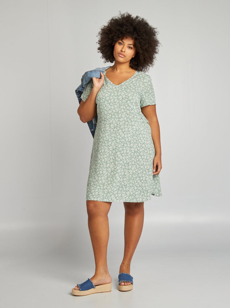 Vestido corto estampado 'Vero Moda Curve' VERDE - Kiabi