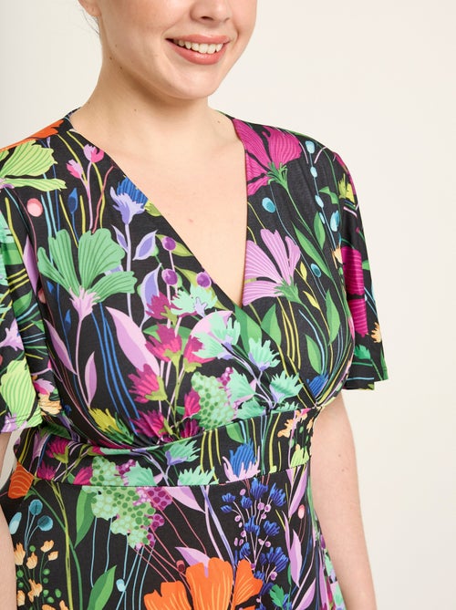 Vestido corto fluido con mangas de mariposa y estampado floral. - Afibel - Kiabi