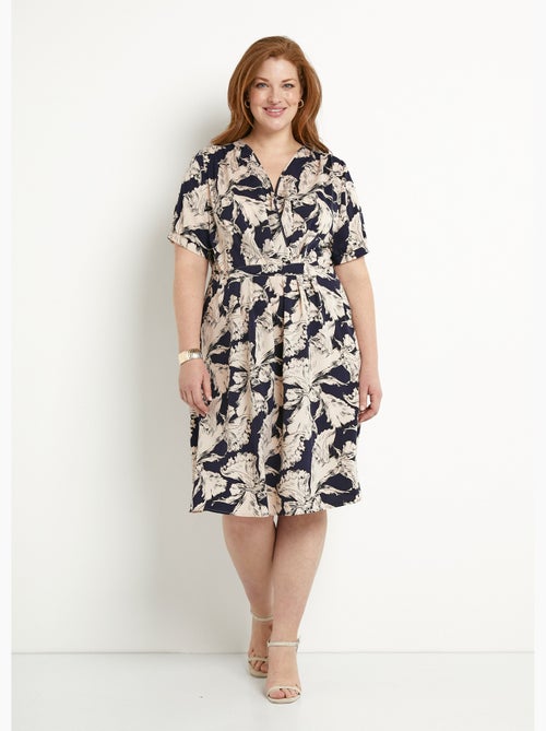 Vestido corto fluido cruzado con estampado gráfico - Afibel - Kiabi