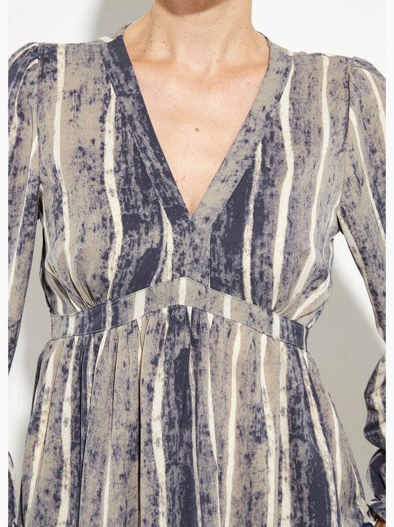 Vestido corto plisado de cintura alta con escote en V - AFIBEL Gris crudo - Kiabi