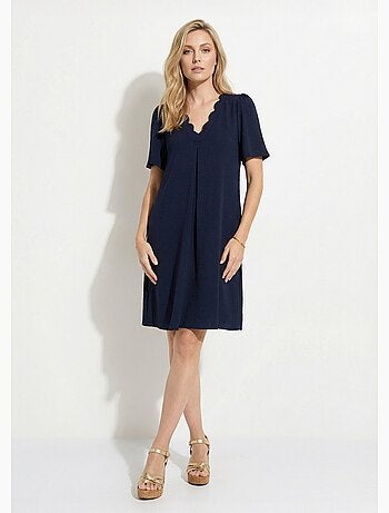 Vestido corto recto con escote en V festoneado - Afibel