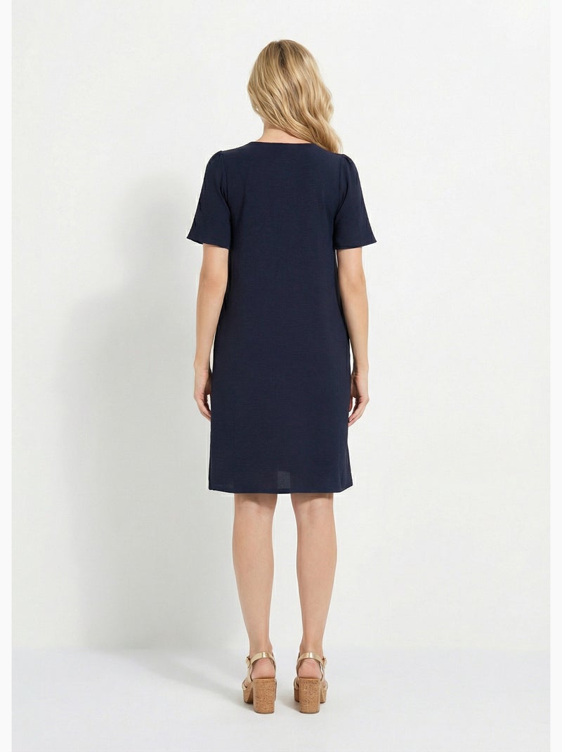 Vestido corto recto con escote en V festoneado - Afibel Azul marino - Kiabi