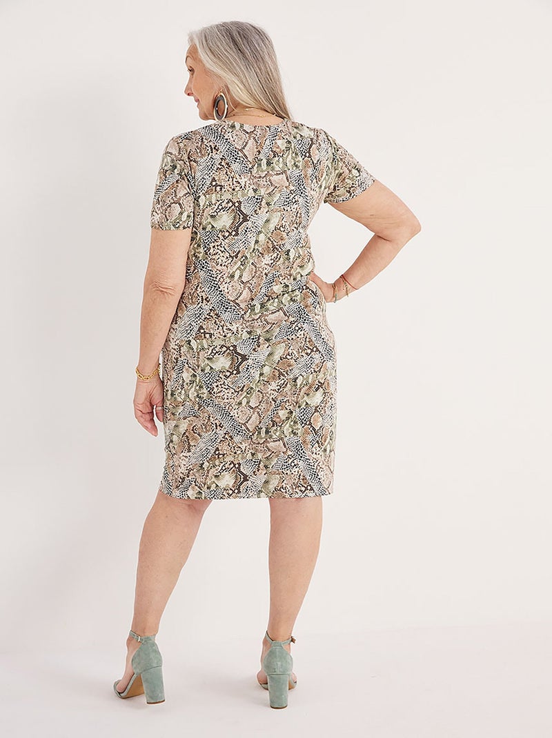 Vestido corto recto fruncido en la parte delantera - AFIBEL Caqui - Kiabi