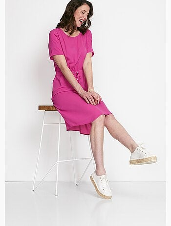 Vestido corto, recto y con cintura elástica. - Afibel