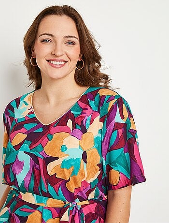 Vestido corto suelto con estampado floral. - Afibel