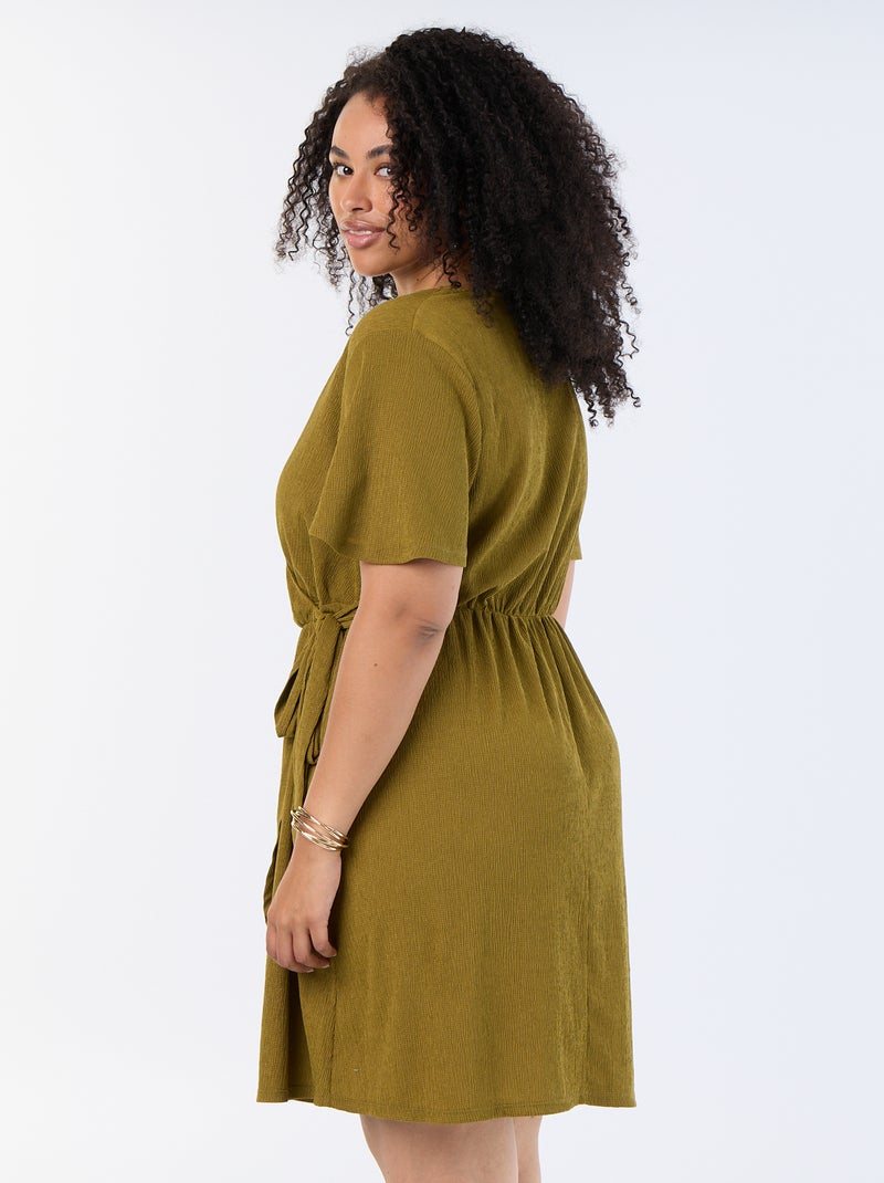 Vestido cruzado de punto gofrado Verde - Kiabi