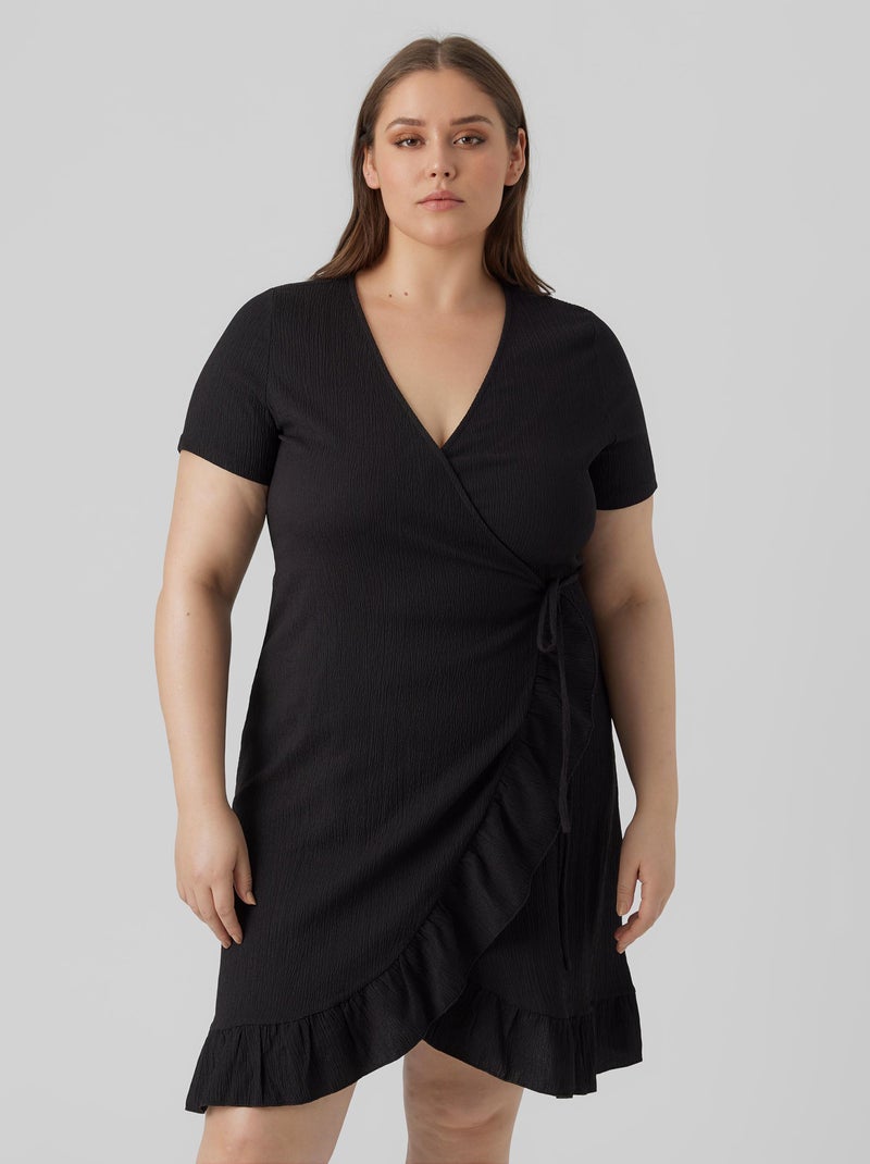 Vestido cruzado 'Véro Moda Curve' negro - Kiabi