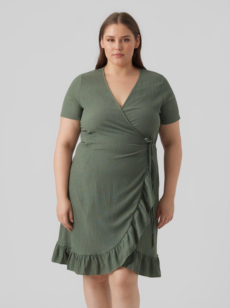 Vestido cruzado 'Véro Moda Curve' VERDE - Kiabi