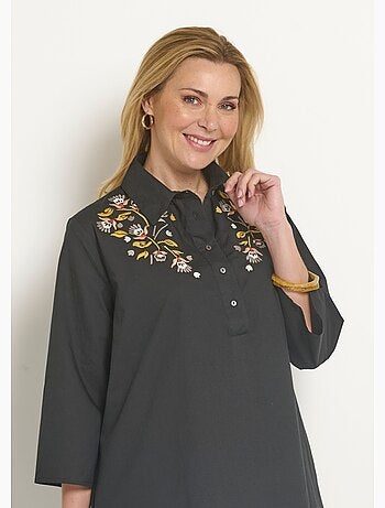 Vestido cubrebocas con mangas 3/4 y bordados de colores. - Afibel