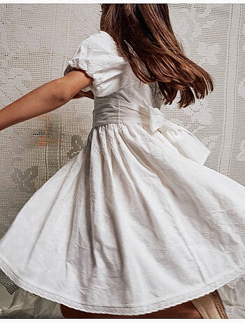 Vestido de algodón con mangas abullonadas y cinturón