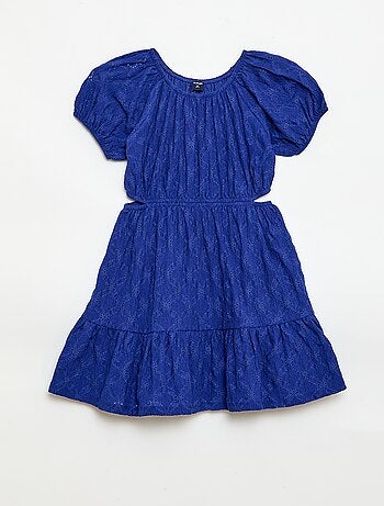 Vestido de broderie inglesa