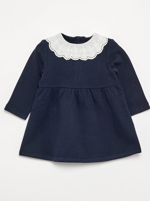 Vestido de felpa de manga larga con cuello bordado - Kiabi Vestido de felpa de manga larga con cuello bordado - Kiabi