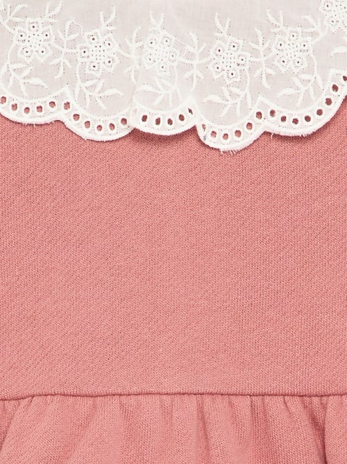 Vestido de felpa de manga larga con cuello bordado - Kiabi Vestido de felpa de manga larga con cuello bordado - Kiabi