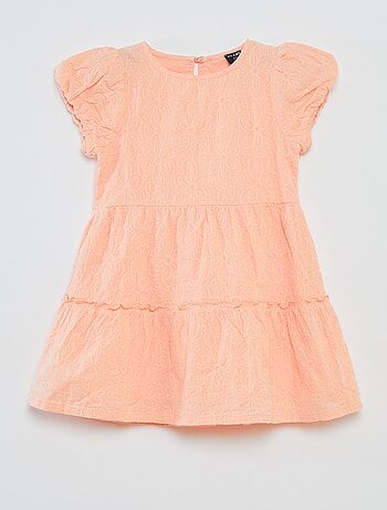 Vestido de fiesta con capas