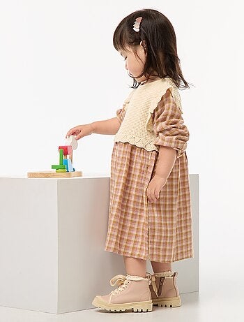 Vestido de gasa de algodón con efecto 2 en 1 chaleco de crochet
