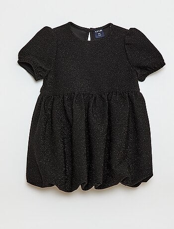 Vestido de lentejuelas forma globo