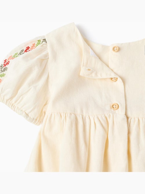 Vestido de lino con bordado + cubrepañal - Kiabi