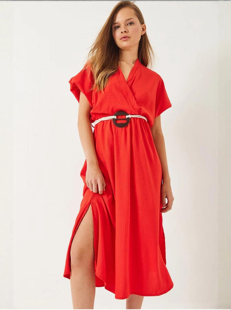 Vestido de manga corta con abertura y cinturón con cuello cruzado lucci Rojo - Kiabi