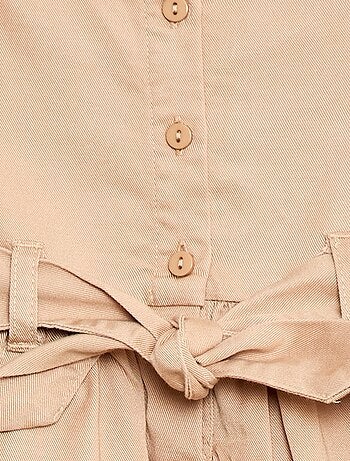 Vestido de manga corta con cinturón para anudar