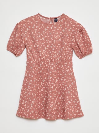 Vestido de manga corta con estampado