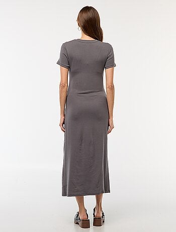 Vestido de maternidad largo ajustado