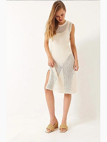 Vestido de playa calado con cuello redondo y detalle de abertura lucci