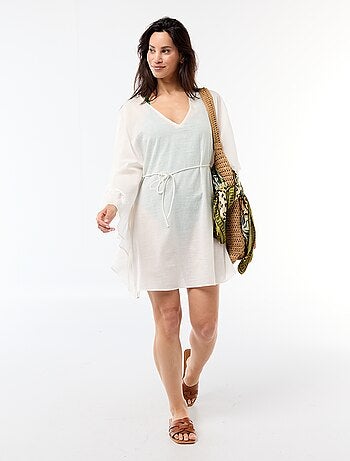 Vestido de playa con sisas con volantes