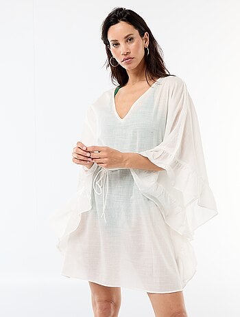 Vestido de playa con sisas con volantes