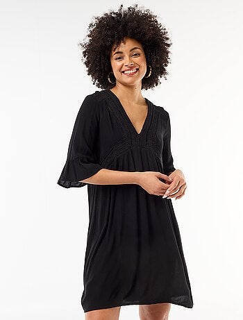 Vestido de playa de punto crepé y macramé