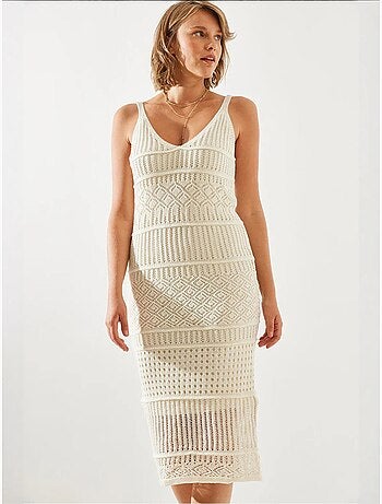 Vestido de punto calado con tirantes finos y forro lucci
