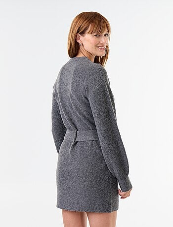 Vestido de punto con cinturón