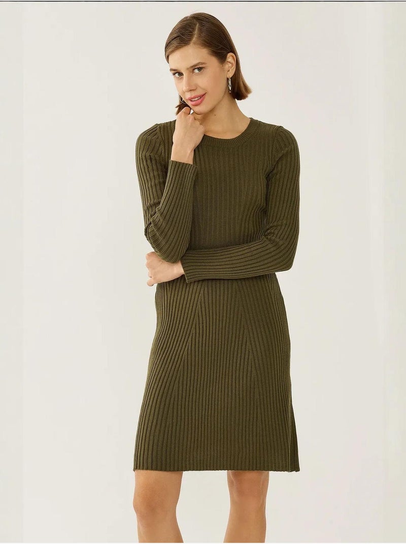 Vestido de punto con cuello redondo Caqui - Kiabi