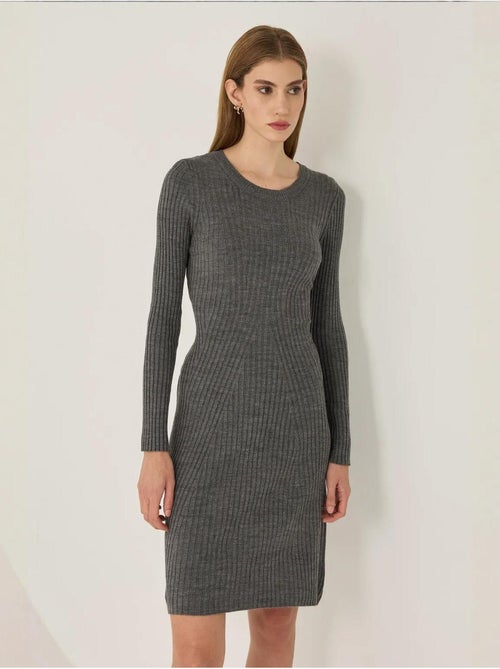 Vestido de punto con cuello redondo - Kiabi Vestido de punto con cuello redondo - Kiabi