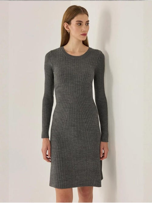 Vestido de punto con cuello redondo - Kiabi Vestido de punto con cuello redondo - Kiabi