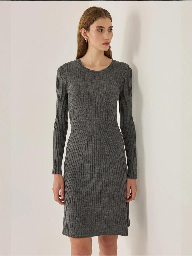 Vestido de punto con cuello redondo Gris - Kiabi