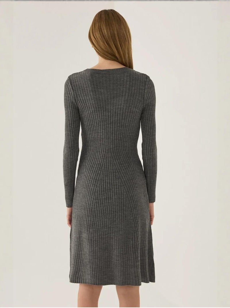 Vestido de punto con cuello redondo Gris - Kiabi