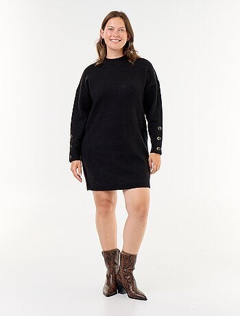 Vestido de punto con mangas abotonadas
