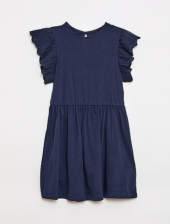 Vestido de punto con mangas cortas en bordado inglés