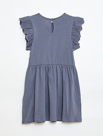 Vestido de punto con mangas cortas en bordado inglés