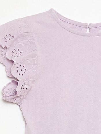 Vestido de punto con mangas cortas en bordado inglés